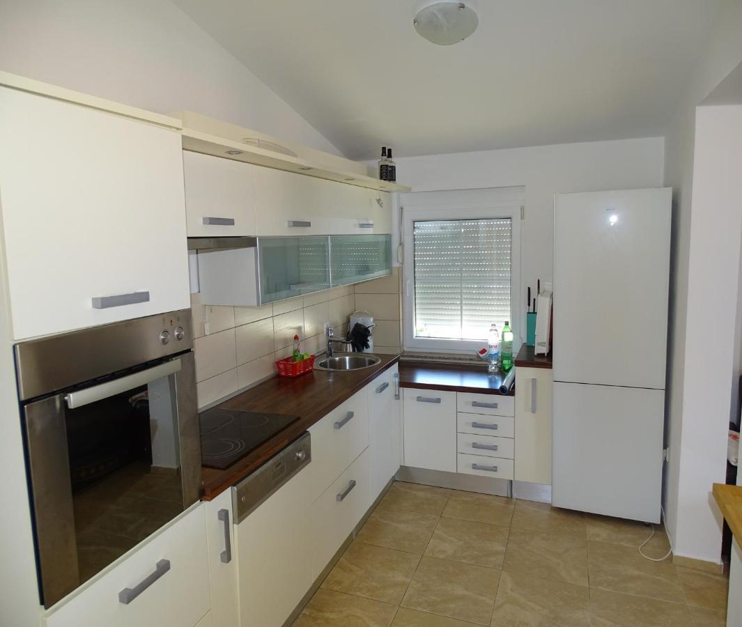 Apartmani David Vir Luaran gambar